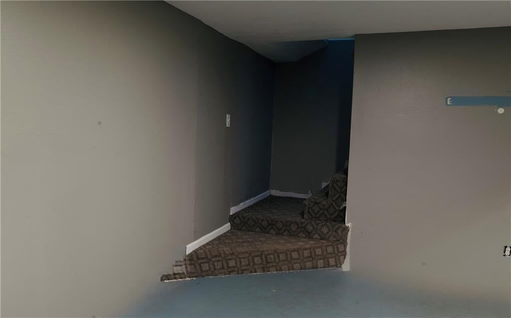 11010 N Holmes Street — photo 29