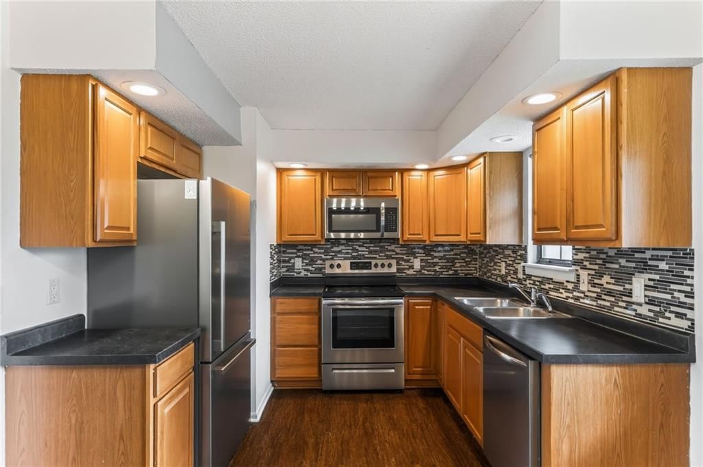 5209 NE 46th Street — photo 14