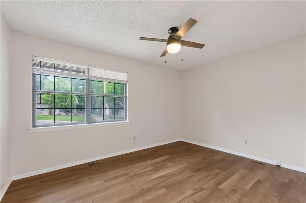 5209 NE 46th Street — photo 16