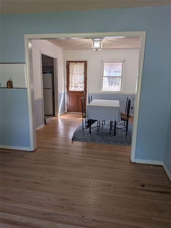 10709 Beacon Avenue — photo 20