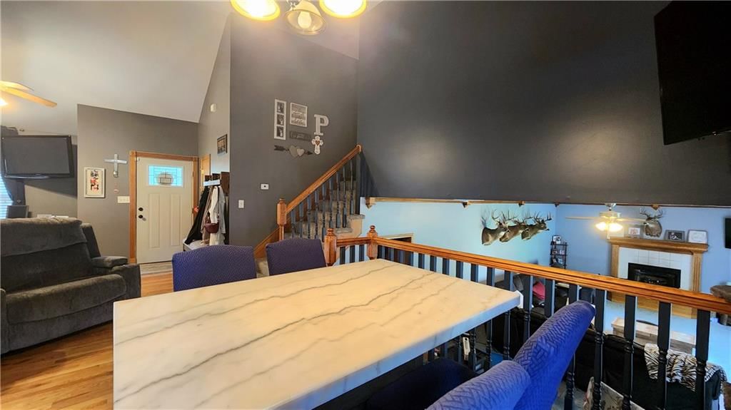 19504 Woodsbury Street — photo 15