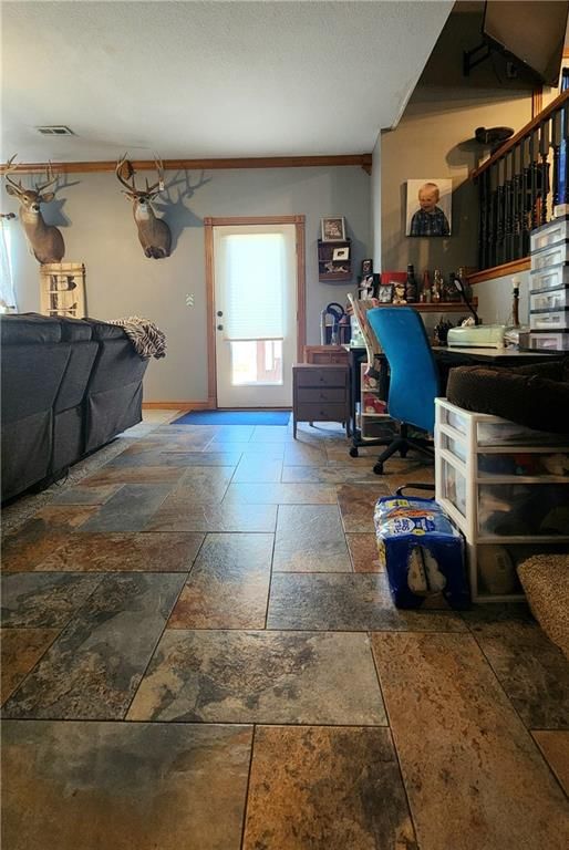 19504 Woodsbury Street — photo 21