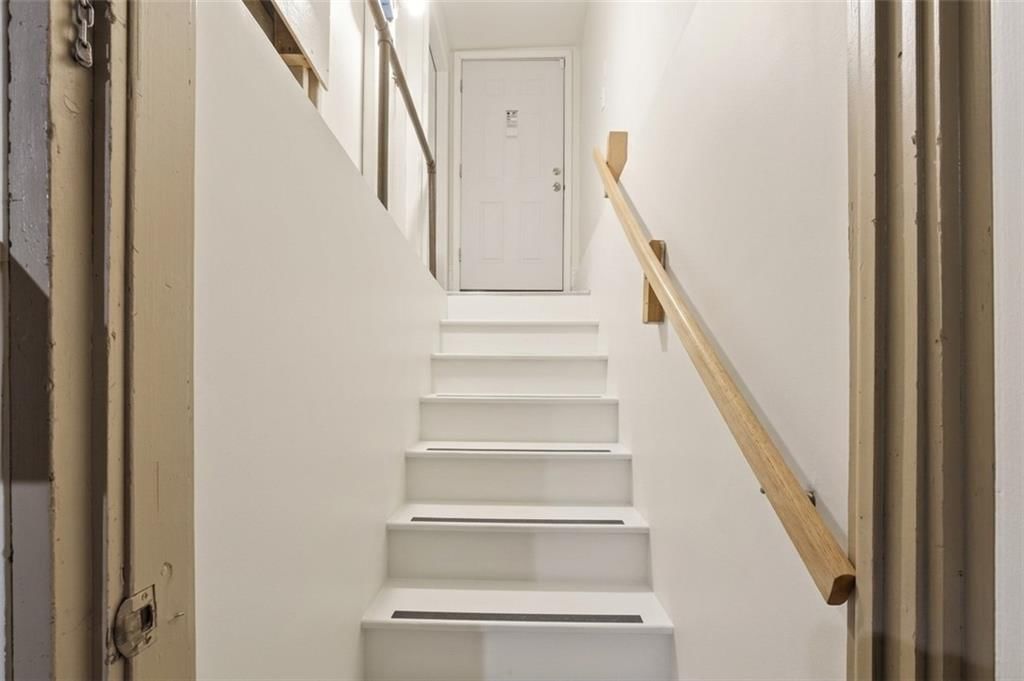 1211 N Cedar Crest Drive — photo 39