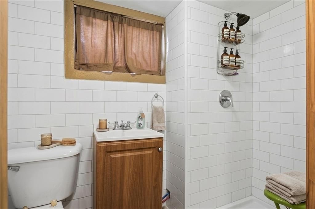 1211 N Cedar Crest Drive — photo 54