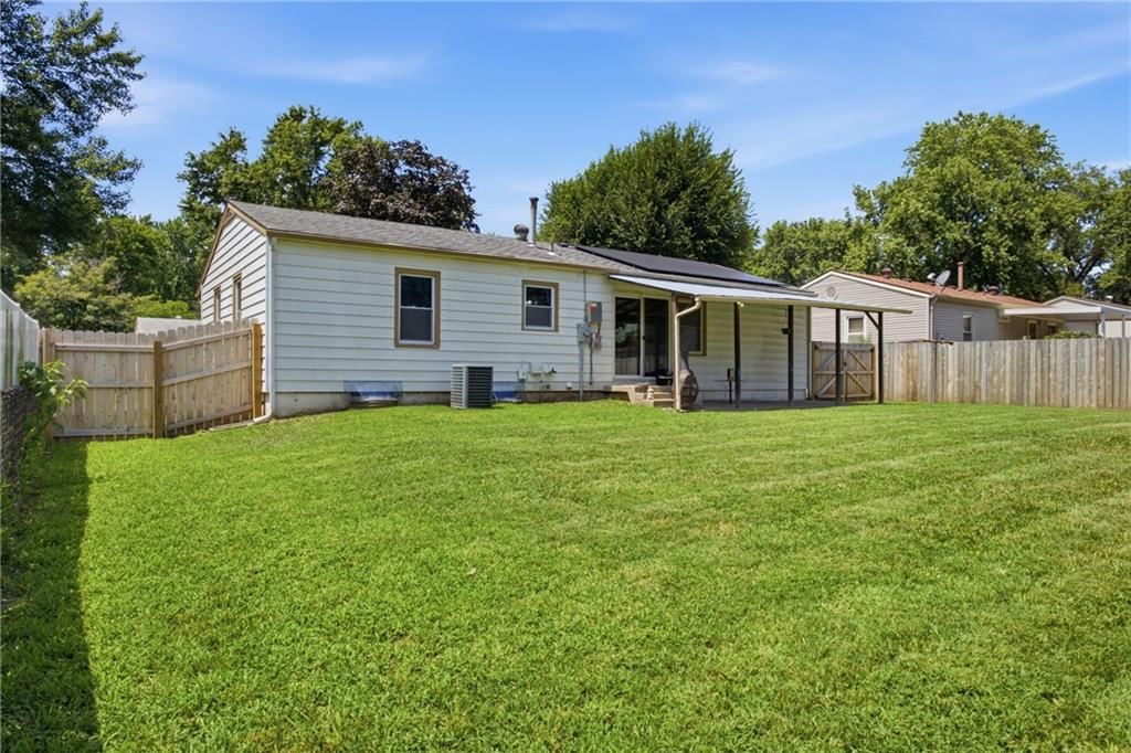 1211 N Cedar Crest Drive — photo 60
