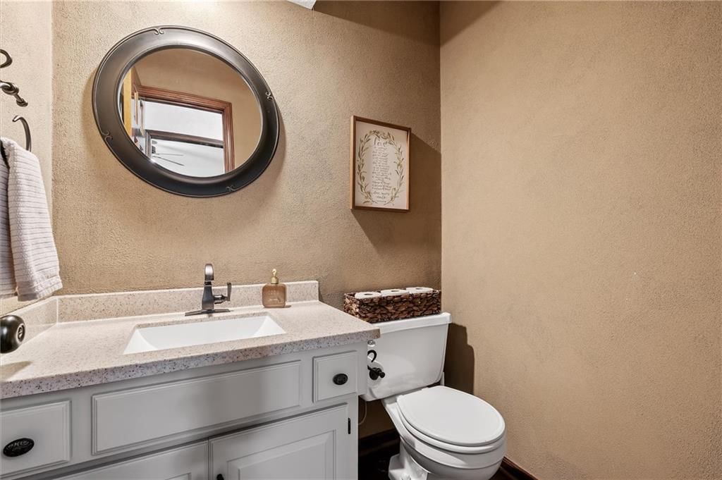 1402 Colony Drive — photo 18