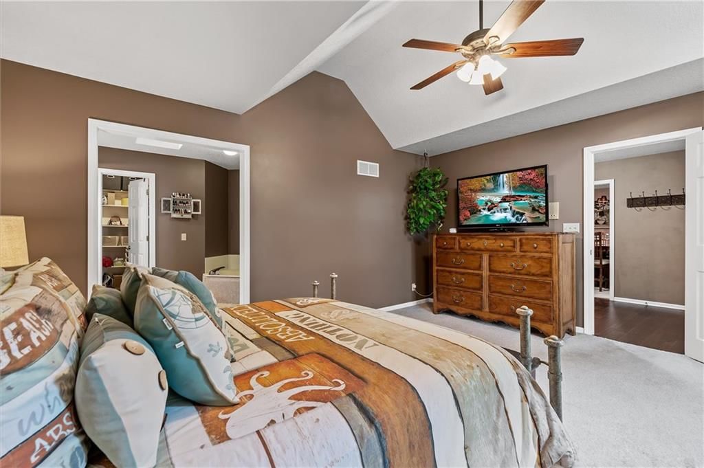 1402 Colony Drive — photo 24