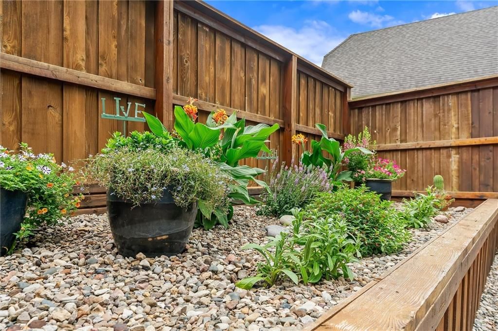 1402 Colony Drive — photo 51