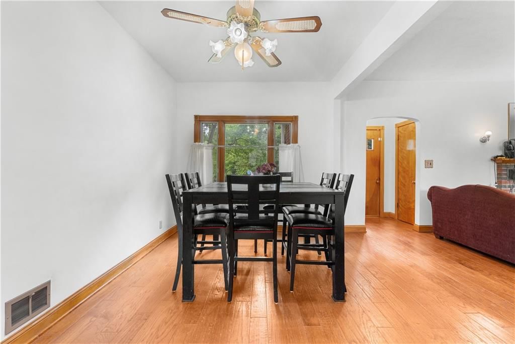 11219 Evans Street — photo 10