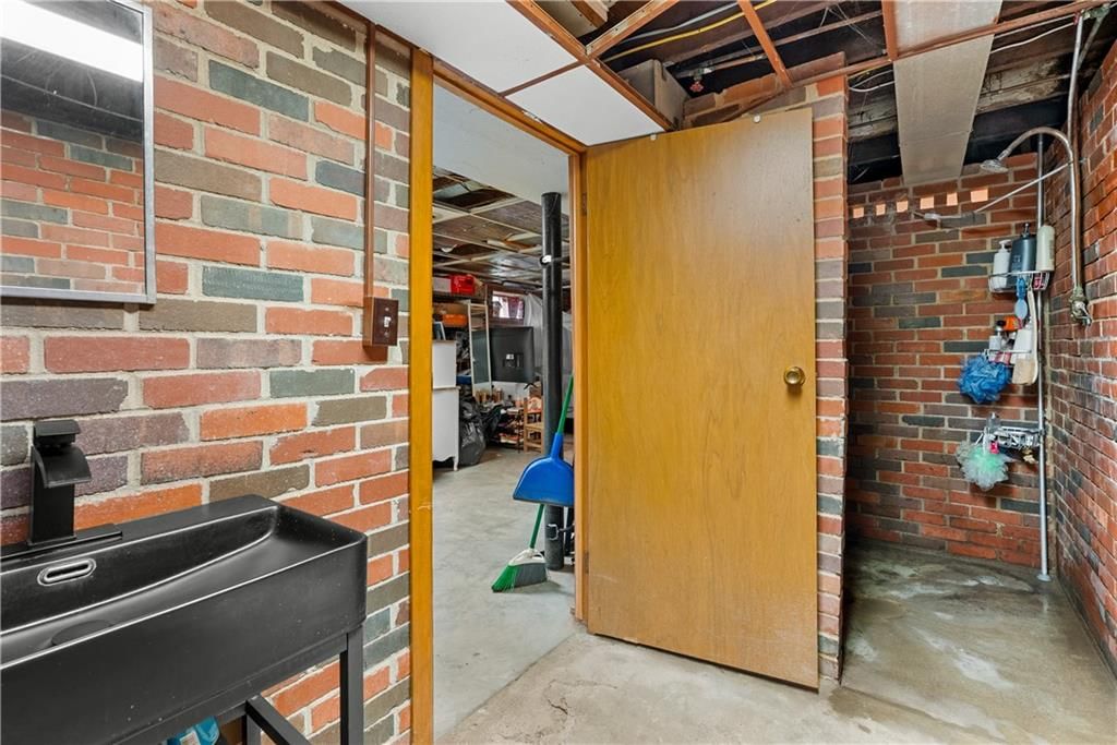 11219 Evans Street — photo 25