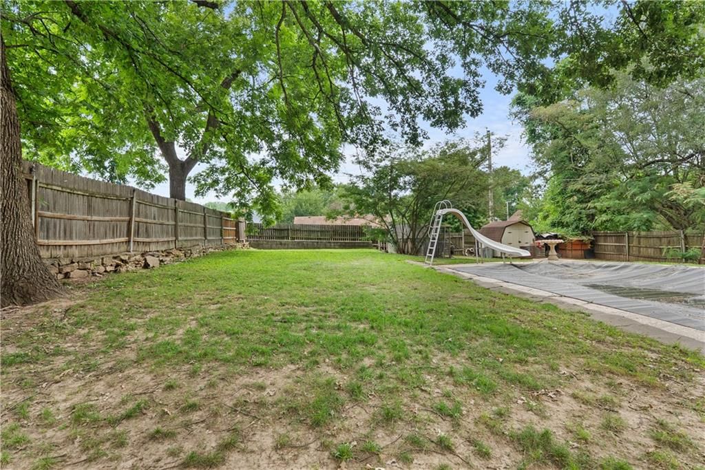 11219 Evans Street — photo 28