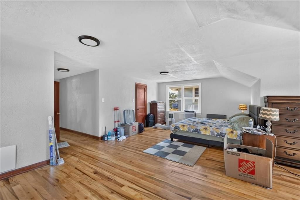 4335 College Avenue — photo 34