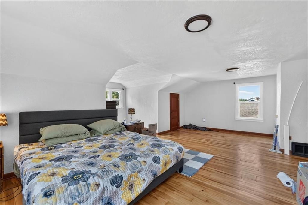 4335 College Avenue — photo 38