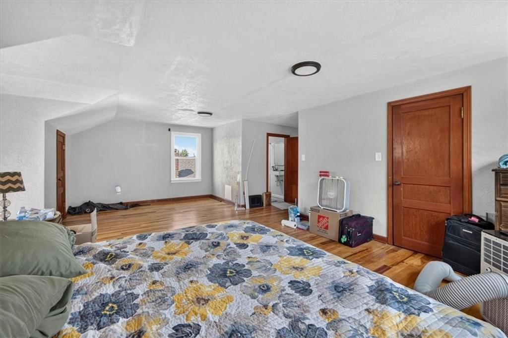 4335 College Avenue — photo 39