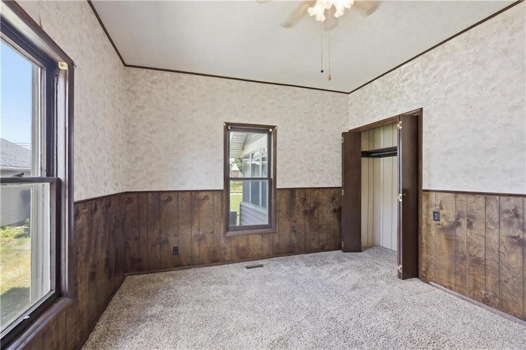 1918 Park Avenue — photo 23