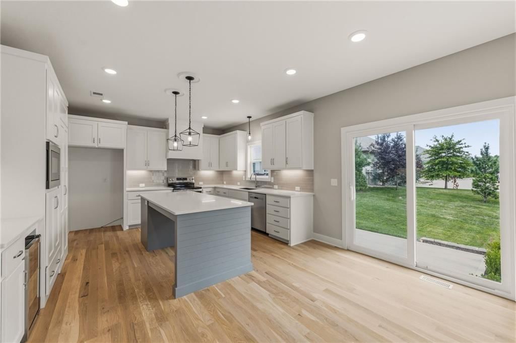 820 SE Partridge Lane — photo 11