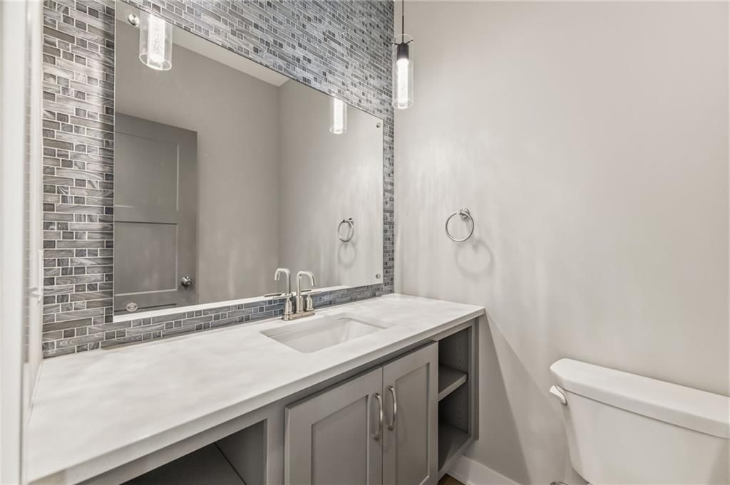 820 SE Partridge Lane — photo 15