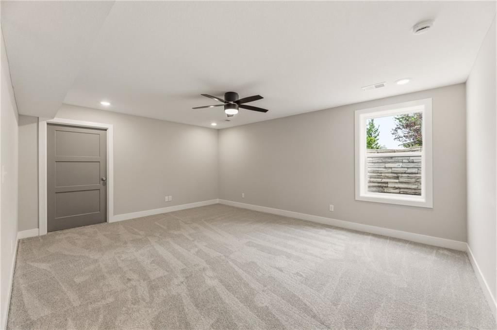 820 SE Partridge Lane — photo 27