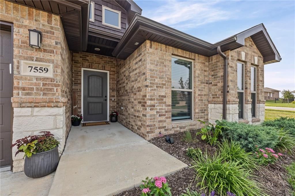 7559 Arapahoe Drive — photo 5