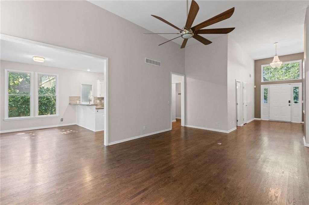 11413 W 114th Street — photo 6
