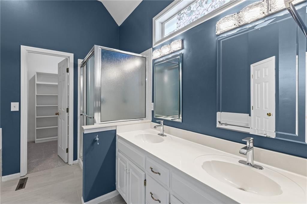 11413 W 114th Street — photo 22