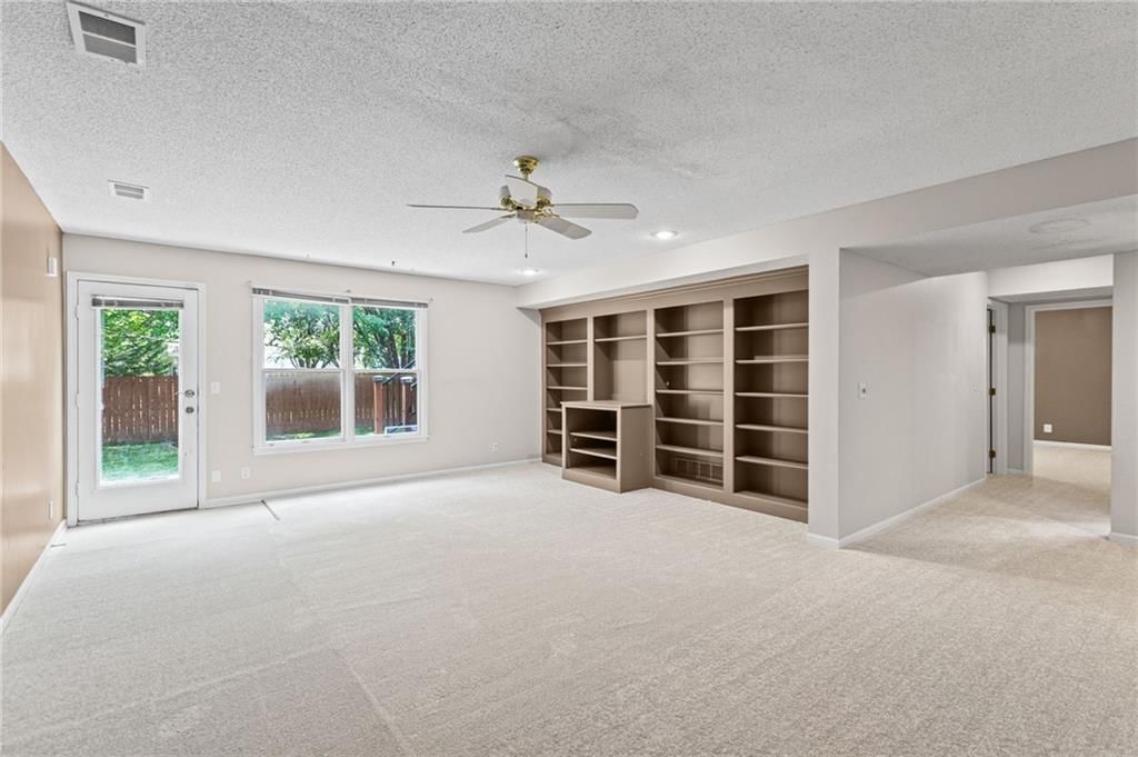 11413 W 114th Street — photo 26