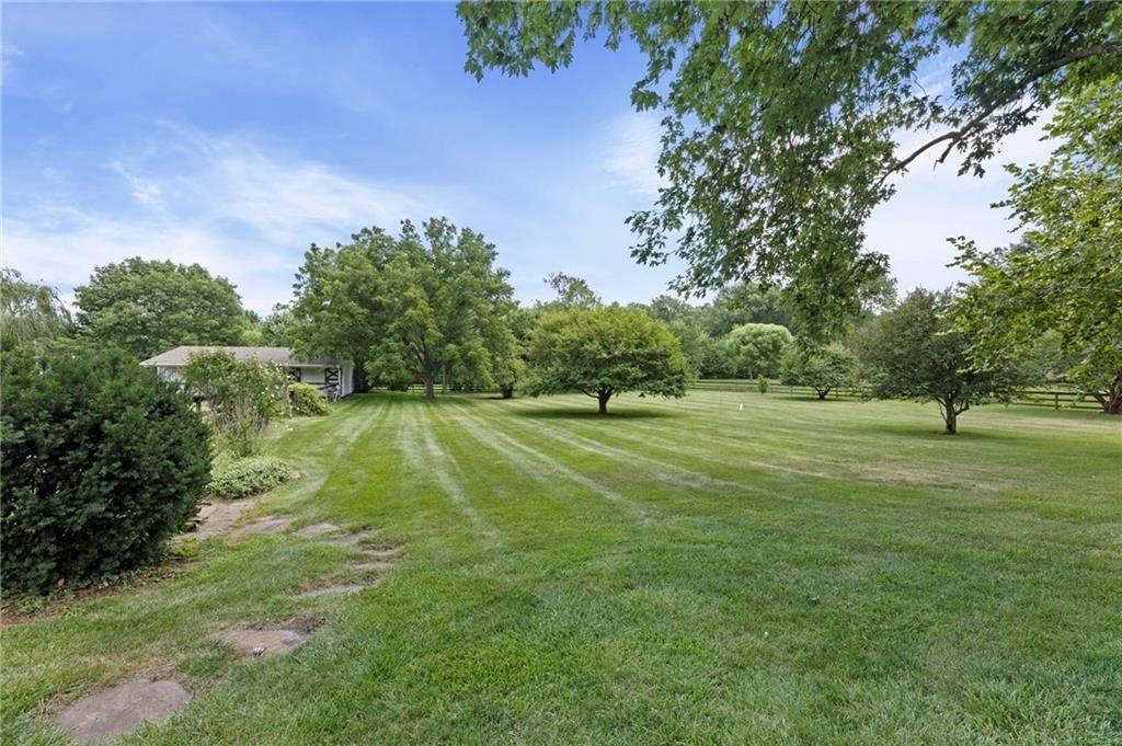 15005 S Rosehill Road — photo 2