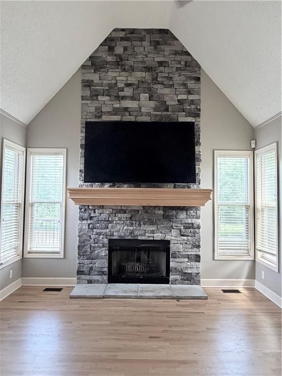 2412 SW Winterwood Court — photo 2