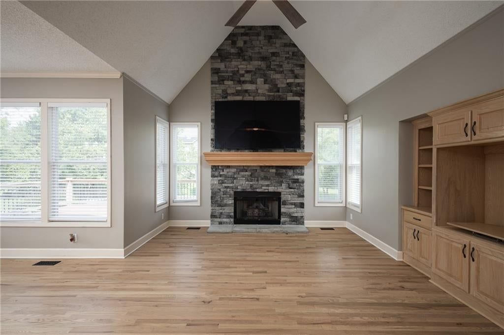 2412 SW Winterwood Court — photo 6