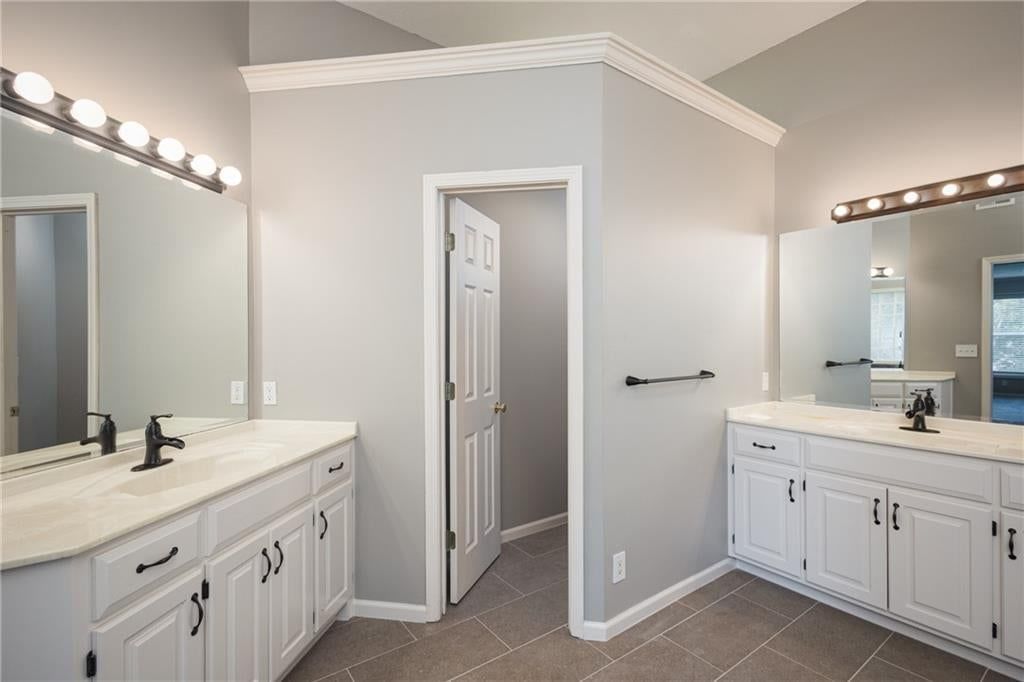 2412 SW Winterwood Court — photo 17
