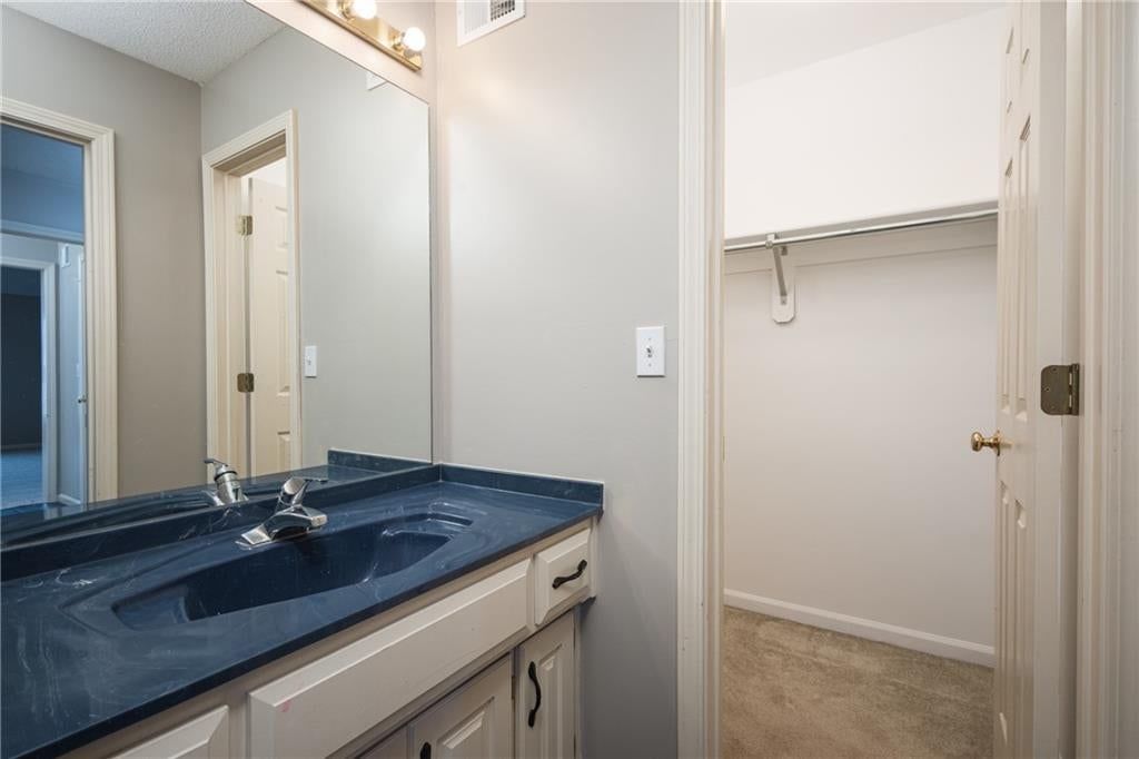 2412 SW Winterwood Court — photo 24