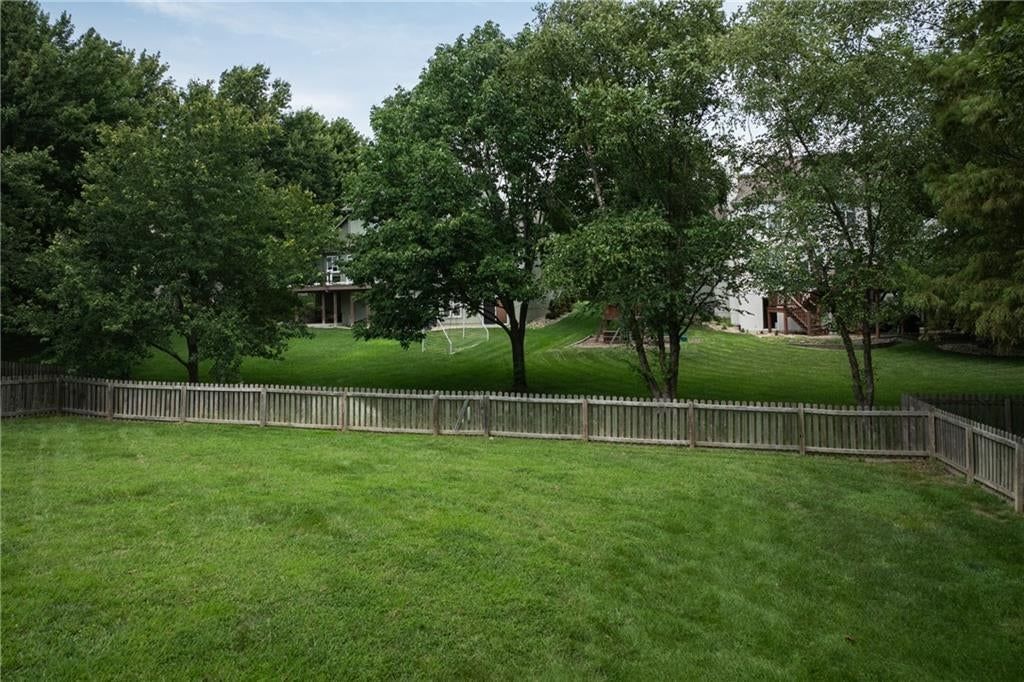 2412 SW Winterwood Court — photo 42