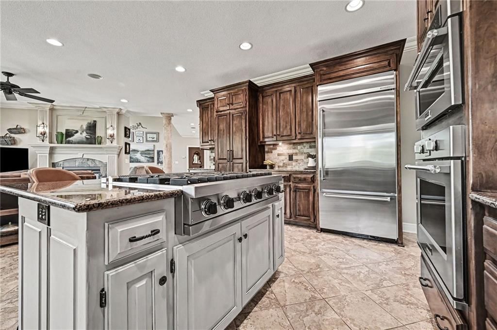 Photo 31 of 63 - 4808 NE. 137th Street, Smithville, MO 64089