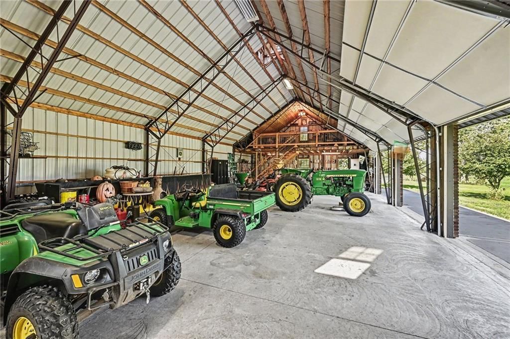 Photo 55 of 63 - 4808 NE. 137th Street, Smithville, MO 64089