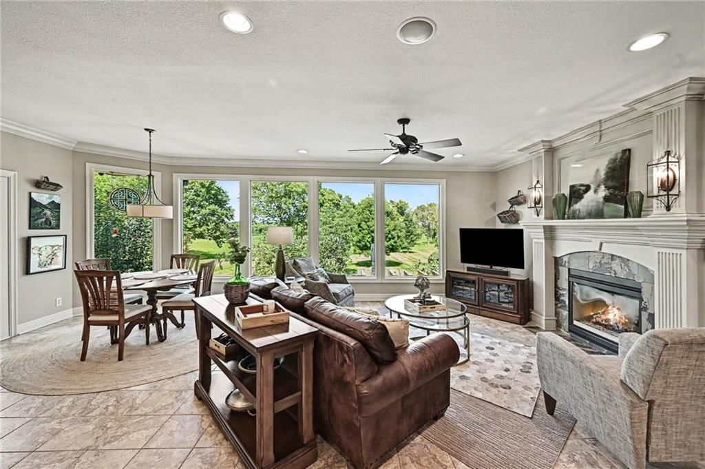 Photo 24 of 63 - 4808 NE. 137th Street, Smithville, MO 64089