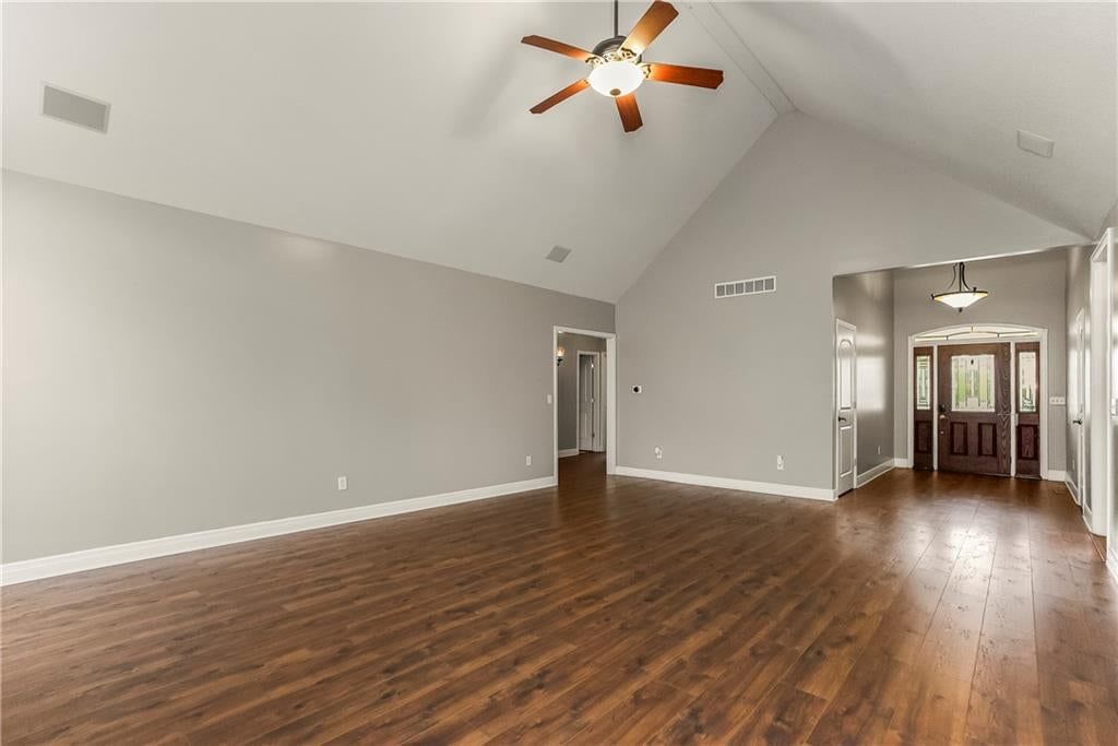 Photo 5 of 37, 7514 S Buckner Tarsney Road, Grain Valley, MO 64029