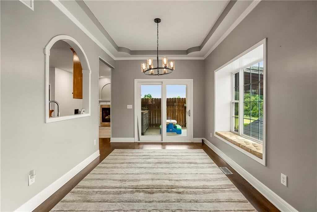 Photo 6 of 37 - 7514 S Buckner Tarsney Road, Grain Valley, MO 64029
