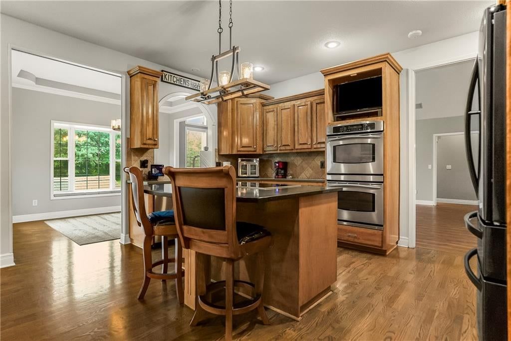 Photo 9 of 37 - 7514 S Buckner Tarsney Road, Grain Valley, MO 64029