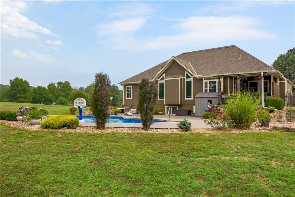 Photo 29 of 37, 7514 S Buckner Tarsney Road, Grain Valley, MO 64029