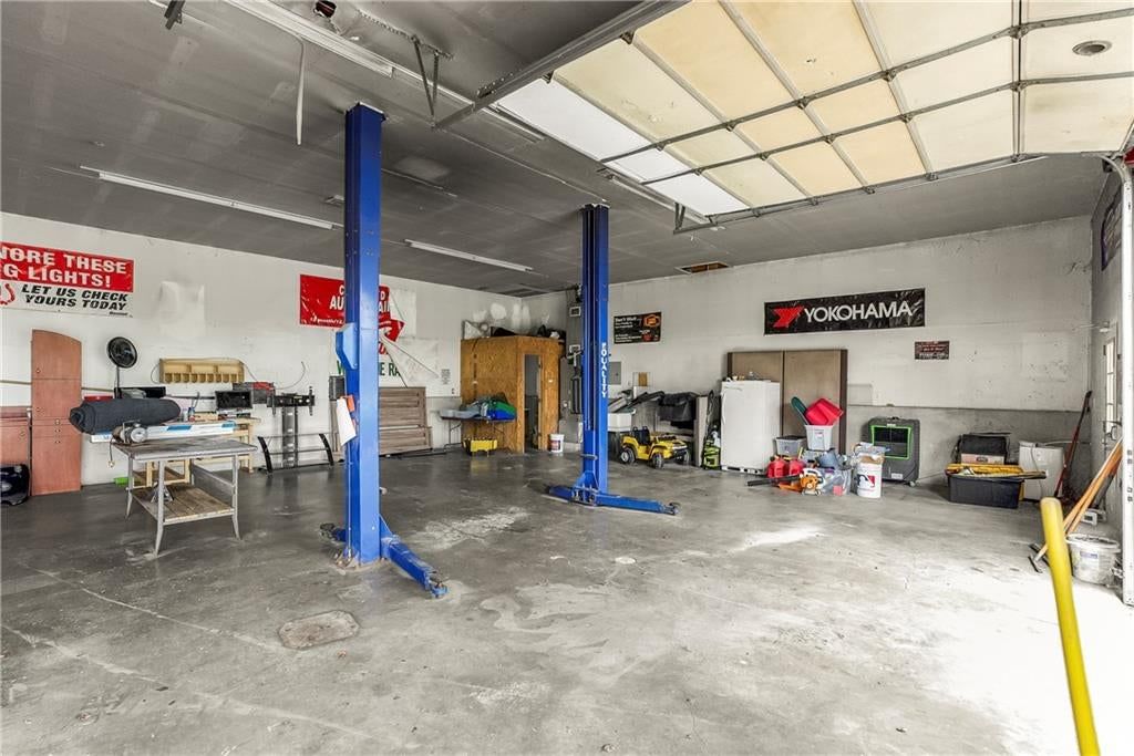 Photo 34 of 37 - 7514 S Buckner Tarsney Road, Grain Valley, MO 64029