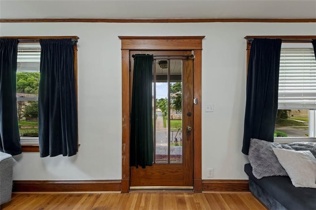 328 N Chelsea Avenue — photo 3