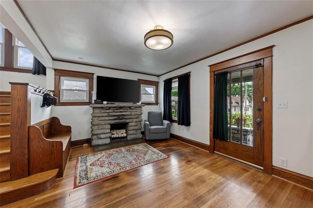 328 N Chelsea Avenue — photo 4