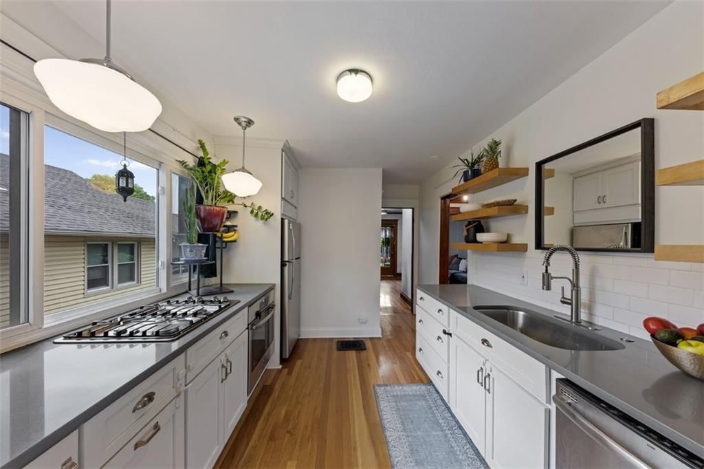 328 N Chelsea Avenue — photo 11
