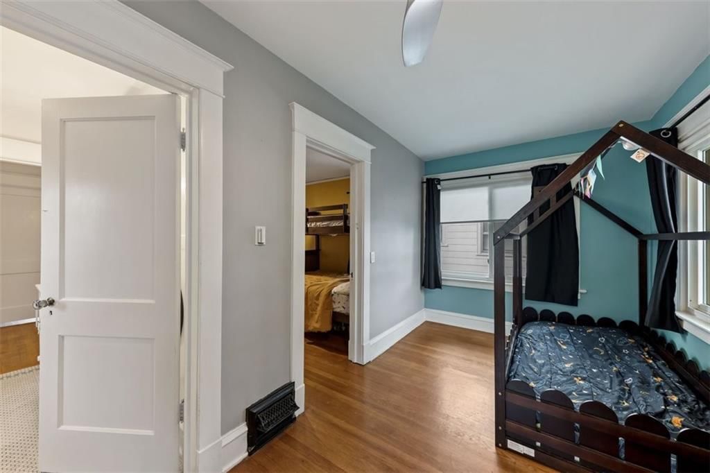 328 N Chelsea Avenue — photo 19