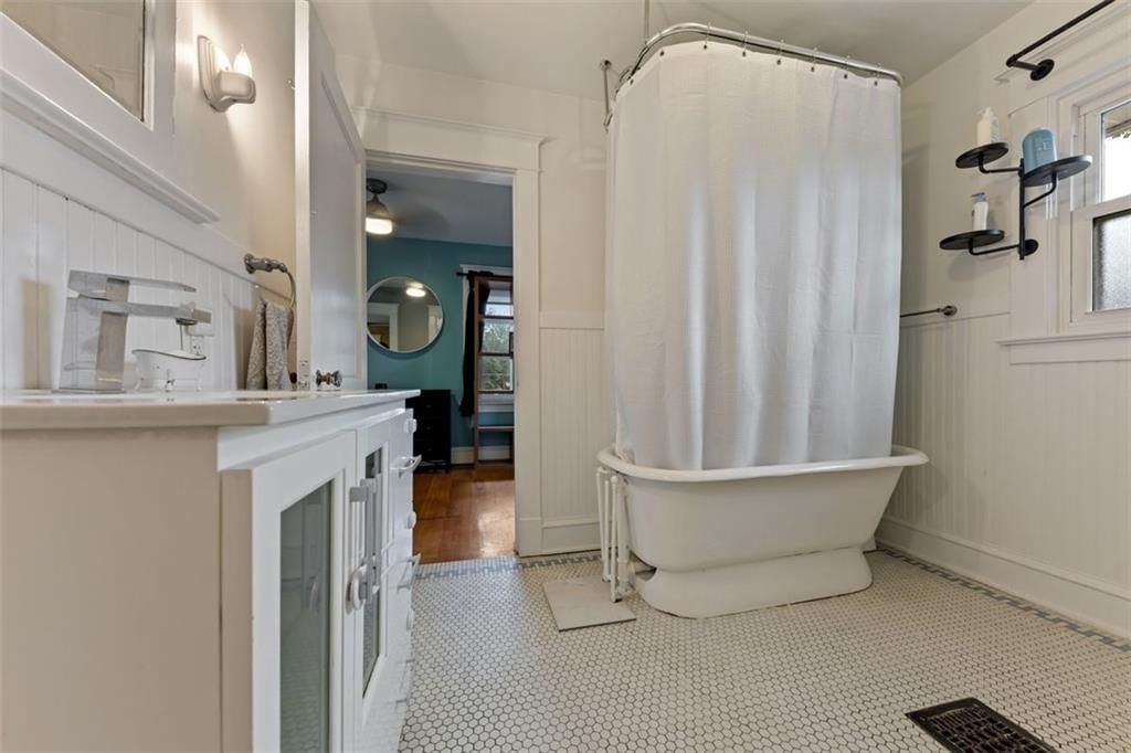 328 N Chelsea Avenue — photo 22