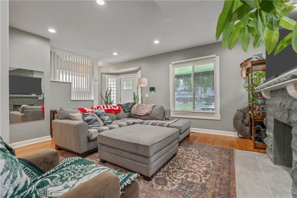 4008 S Benton Avenue — photo 11