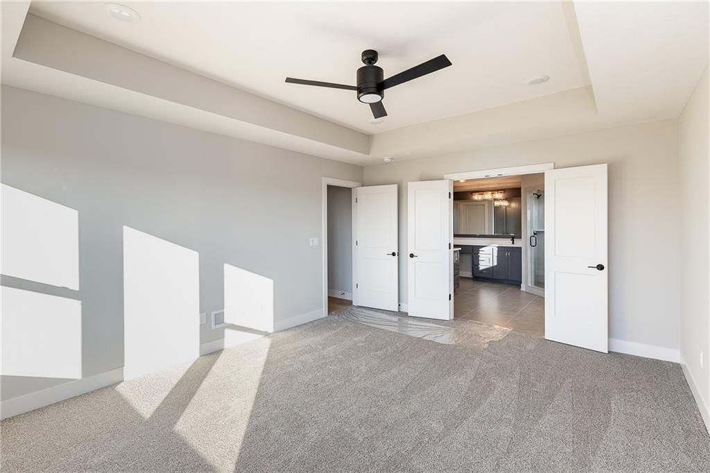 18504 Windsor Street — photo 38