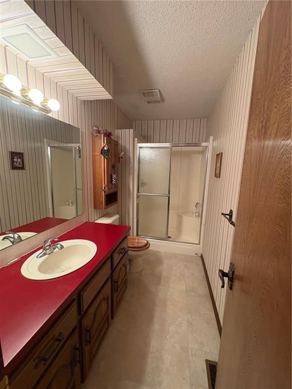 3100 Regency Drive — photo 15
