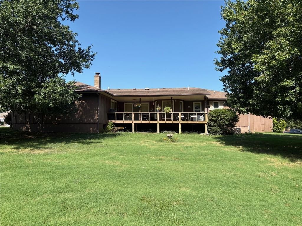 3100 Regency Drive — photo 22