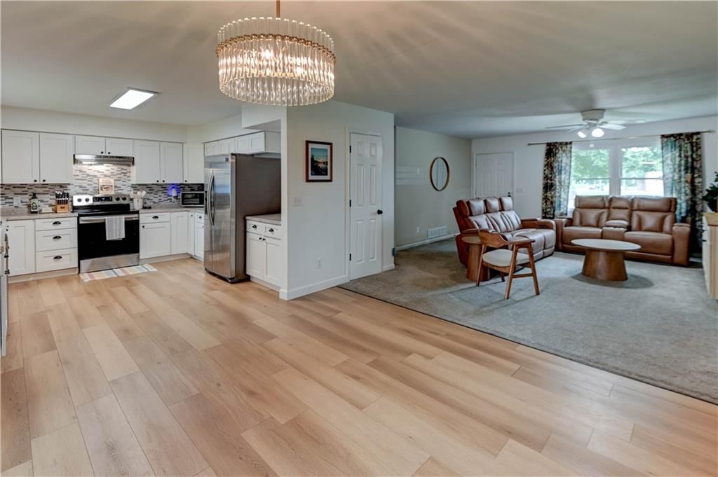 902 Birch Street — photo 14